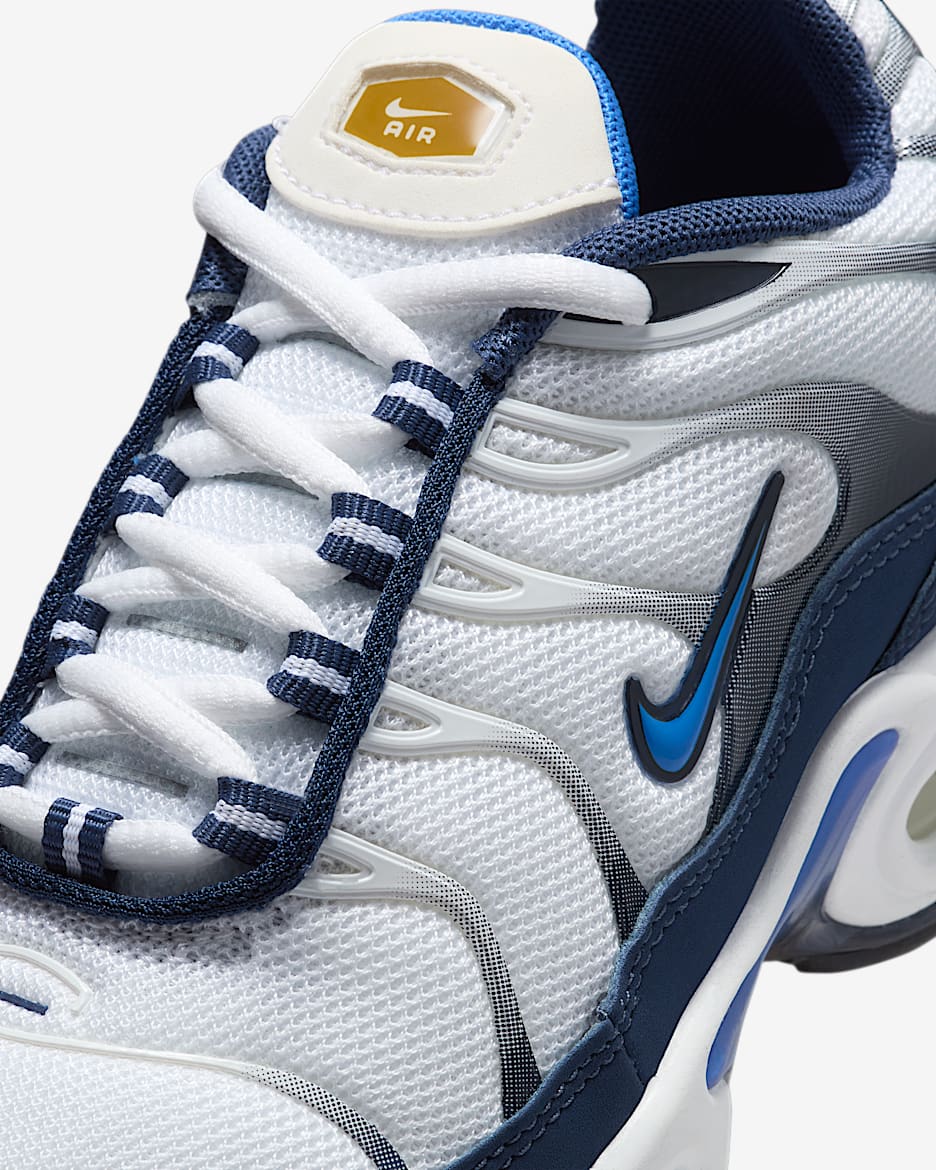 Air max plus midnight hotsell